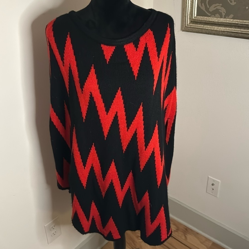 Texas Tech Red Riders knit poncho sweater red black Sz L‎ / XL